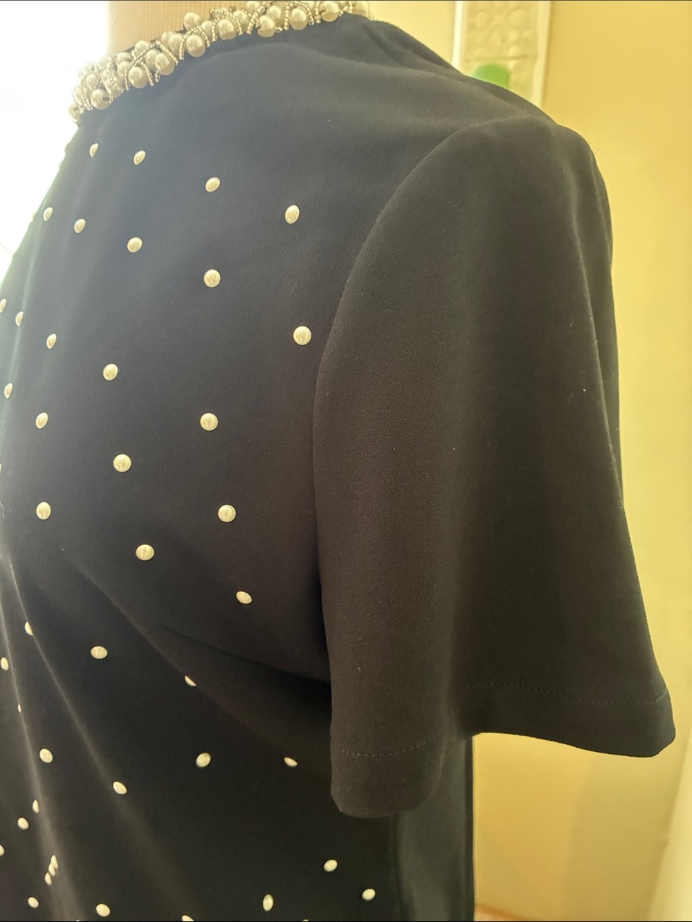 Ming Wang Black Midi Shift Dress with Faux Pearl Accents - Picture 4 of 7